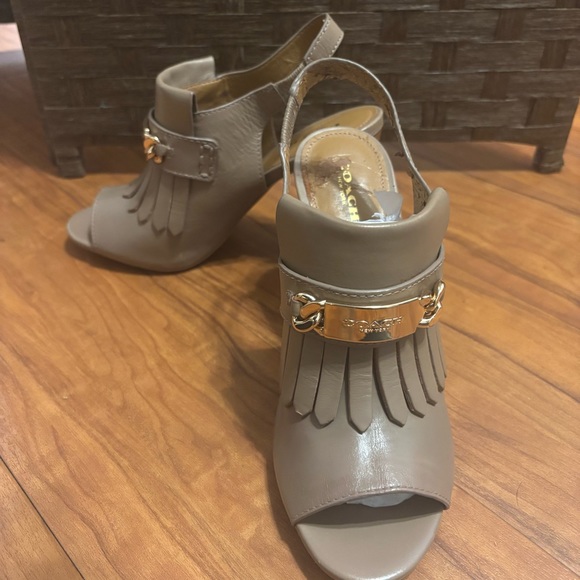 COACH RENITA SLINGBACK SANDAL - Picture 13 of 14